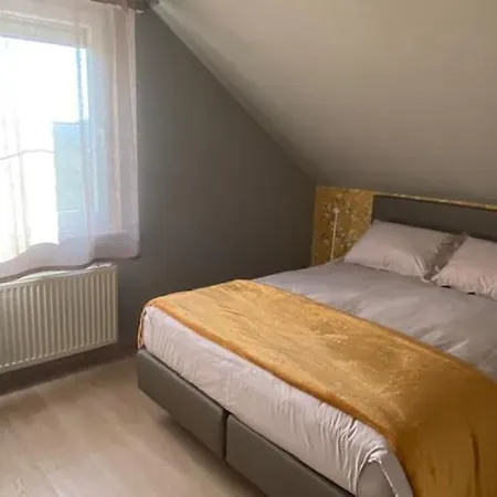 Chez Mima - à Deux Pas De Durbuy! Casa de Férias Durbuy